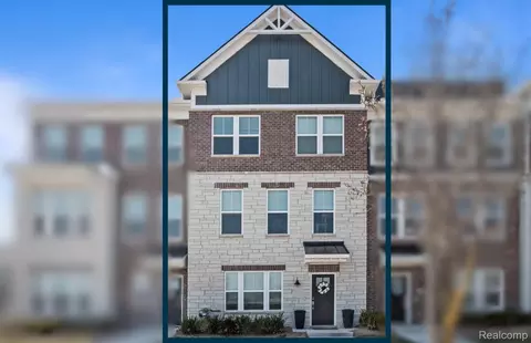 25548 Tolstoy Trl, Novi, MI 48375