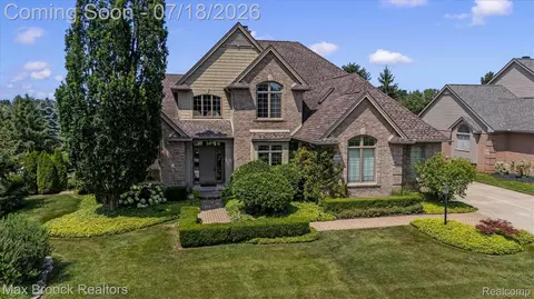 54878 Grenelefe Cir E, Lyon, MI 48178