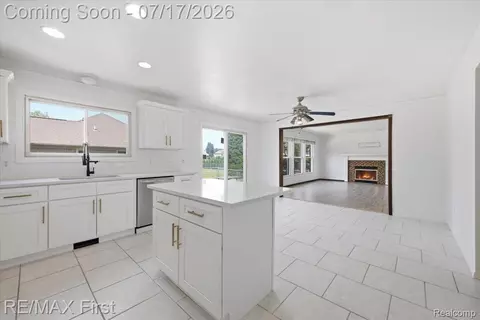 50443 Middle River Dr, Macomb, MI 48044 photo 21