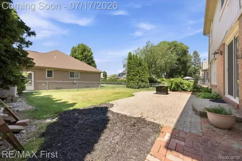50443 Middle River Dr, Macomb, MI 48044 photo 45