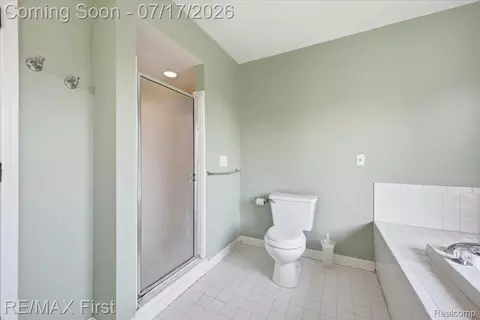 50443 Middle River Dr, Macomb, MI 48044 photo 41