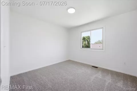 50443 Middle River Dr, Macomb, MI 48044 photo 30
