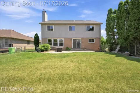 50443 Middle River Dr, Macomb, MI 48044 photo 47