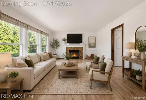 50443 Middle River Dr, Macomb, MI 48044 photo 7