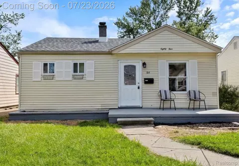 84 E Kalama Ave, Madison Heights, MI 48071