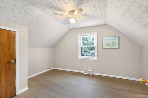 Bedroom - 6310 Duncan St, Taylor, MI 48180 photo 3 of 6