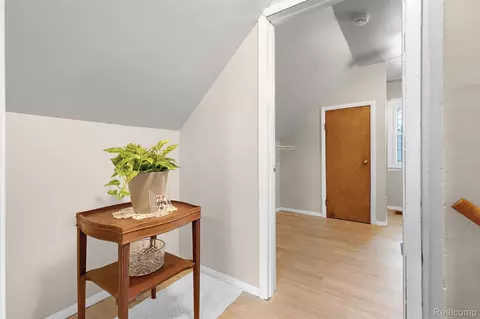 Entry Way - 6310 Duncan St, Taylor, MI 48180 photo 3 of 3