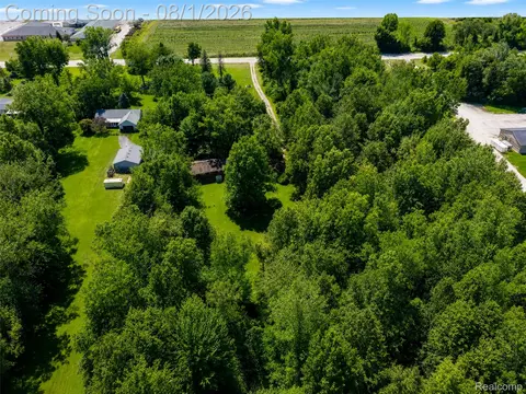 View/Area - 28966 Sibley Rd, Romulus, MI 48174 photo 5 of 6
