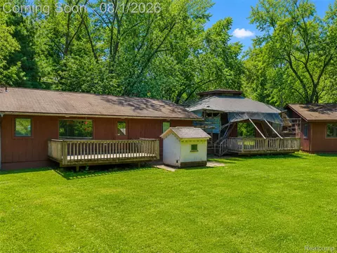 Exterior - 28966 Sibley Rd, Romulus, MI 48174 photo 5 of 12