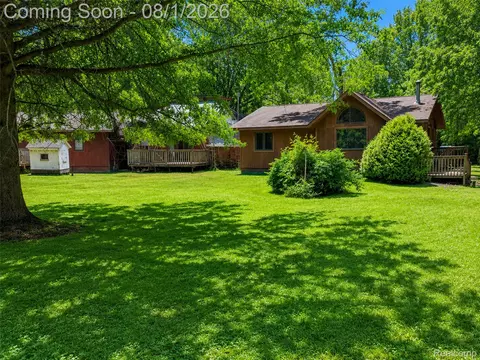 Exterior - 28966 Sibley Rd, Romulus, MI 48174 photo 7 of 12