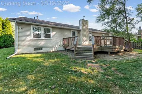 21699 Brookside North Dr, Macomb, MI 48044 photo 27