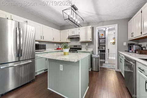 21699 Brookside North Dr, Macomb, MI 48044 photo 13