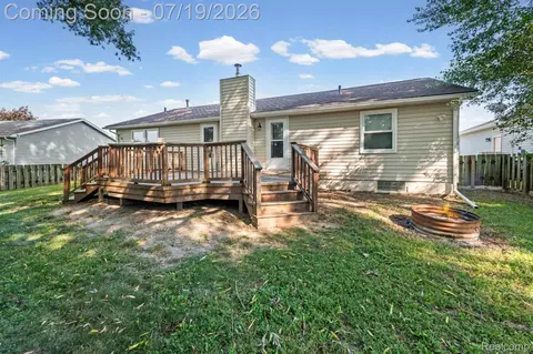 21699 Brookside North Dr, Macomb, MI 48044 photo 29