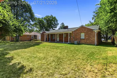 Exterior - 1815 E 2nd St, Flint, MI 48503 photo 2 of 6
