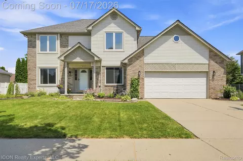12853 Shady Lane Dr, Sterling Heights, MI 48313