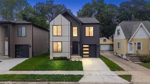 3139 Grayson St, Ferndale, MI 48220