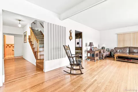 Entry Way - 9735 Dolan Rd, Columbus, MI 48063 photo 1 of 1
