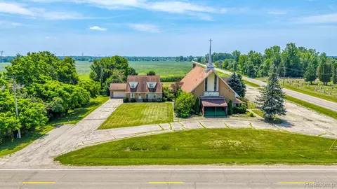 View/Area - 9735 Dolan Rd, Columbus, MI 48063 photo 1 of 6