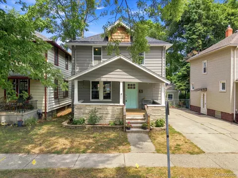 231 E Saratoga St, Ferndale, MI 48220
