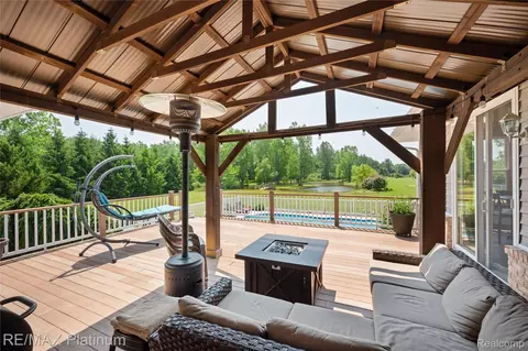 Exterior - 8922 Mcclements Rd, Brighton, MI 48114 photo 4 of 12