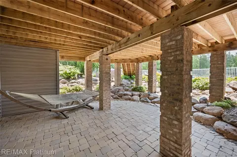 Exterior - 8922 Mcclements Rd, Brighton, MI 48114 photo 2 of 12