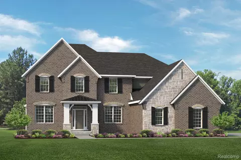 13938 Leeward Dr, Shelby Township, MI 48315