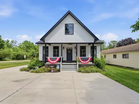 6393 Denton Rd, Van Buren, MI 48111