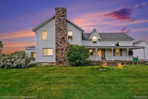 Exterior - 3105 E Dodge Rd, Thetford, MI 48420 photo 8 of 8