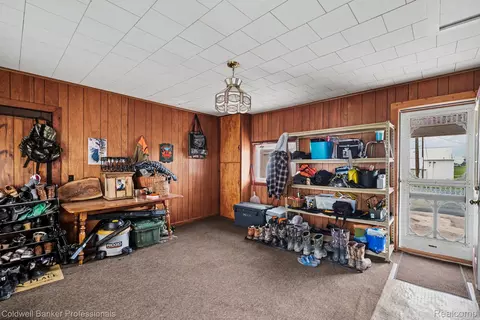 Entry Way - 3105 E Dodge Rd, Thetford, MI 48420 photo 1 of 1