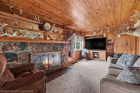 Living - 3105 E Dodge Rd, Thetford, MI 48420 photo 1 of 1