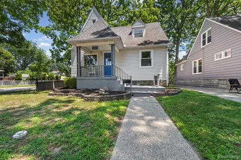 1103 Hoffman, Royal Oak, MI 48067