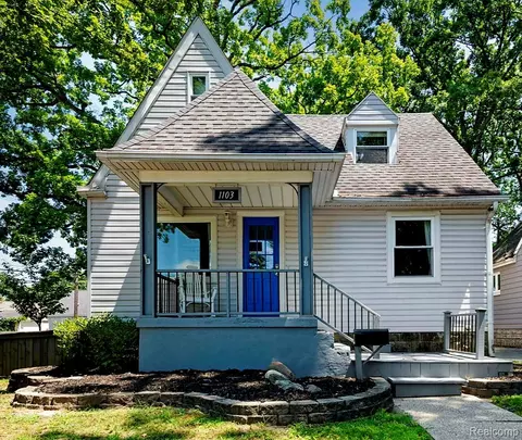 1103 Hoffman, Royal Oak, MI 48067