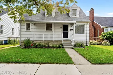 2063 10th St, Wyandotte, MI 48192