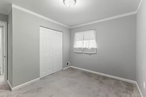 Bedroom - 7120 Jackson Ave, Taylor, MI 48180 photo 1 of 4
