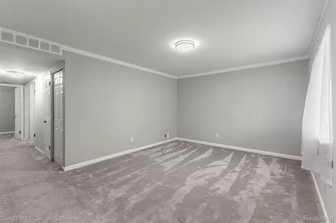 Bedroom - 7120 Jackson Ave, Taylor, MI 48180 photo 4 of 4