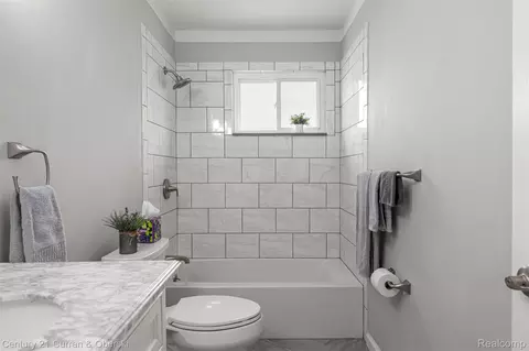 Bath - 7120 Jackson Ave, Taylor, MI 48180 photo 2 of 2
