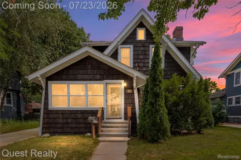703 Florence Ave, Royal Oak, MI 48067