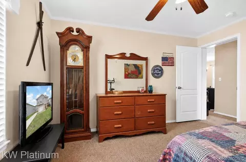 Bedroom - 24494 Edwin, Flat Rock, MI 48134 photo 4 of 6