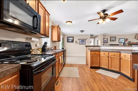 Kitchen - 24494 Edwin, Flat Rock, MI 48134 photo 2 of 3