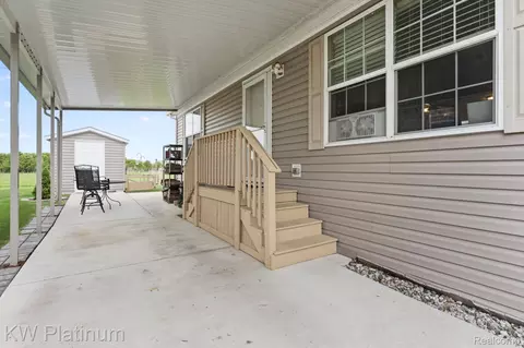 Exterior - 24494 Edwin, Flat Rock, MI 48134 photo 2 of 4