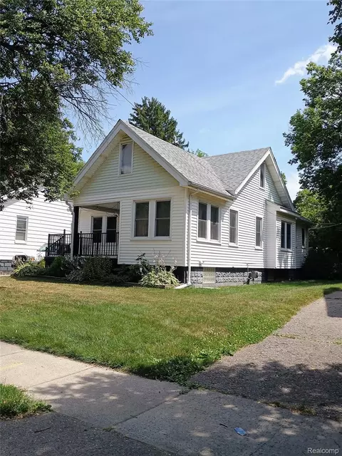 23 Spokane Dr, Pontiac, MI 48341