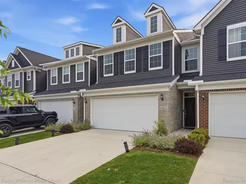 4782 Broomfield Way, Orion, MI 48359