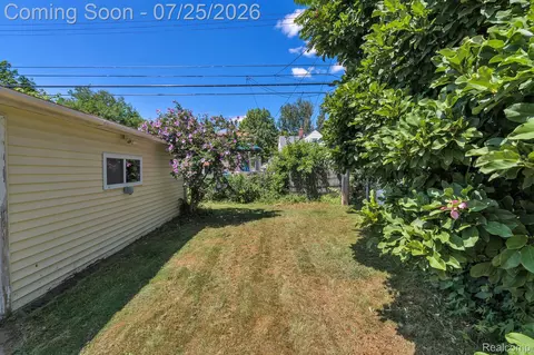 Exterior - 2630 Queen St, Dearborn, MI 48124 photo 1 of 1