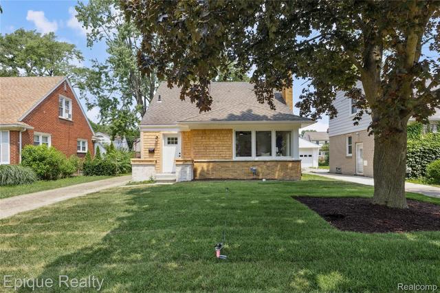 1808 W 12 Mile Rd, Royal Oak, MI 48073