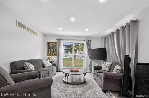 Other - 2708 Roundtree Dr, Troy, MI 48083 photo 4 of 8