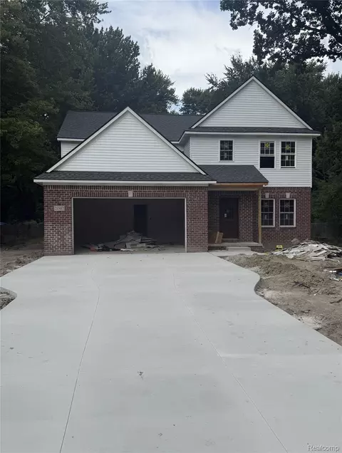 21507 Randall St, Farmington Hills, MI 48336