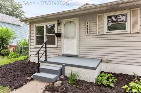 7884 Pardee Rd, Taylor, MI 48180