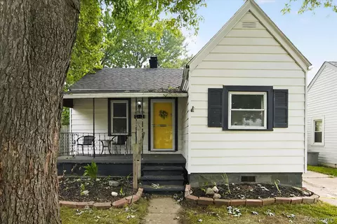 27036 Townley St, Madison Heights, MI 48071