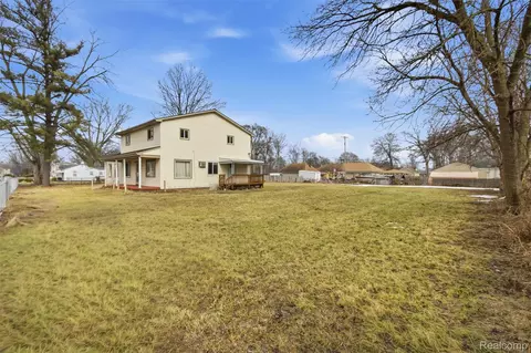 Exterior - 6011 Washington St, Romulus, MI 48174 photo 2 of 4