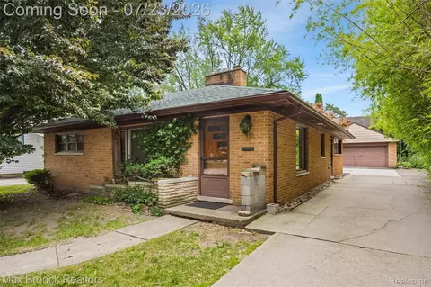 118 Midland Blvd, Royal Oak, MI 48073